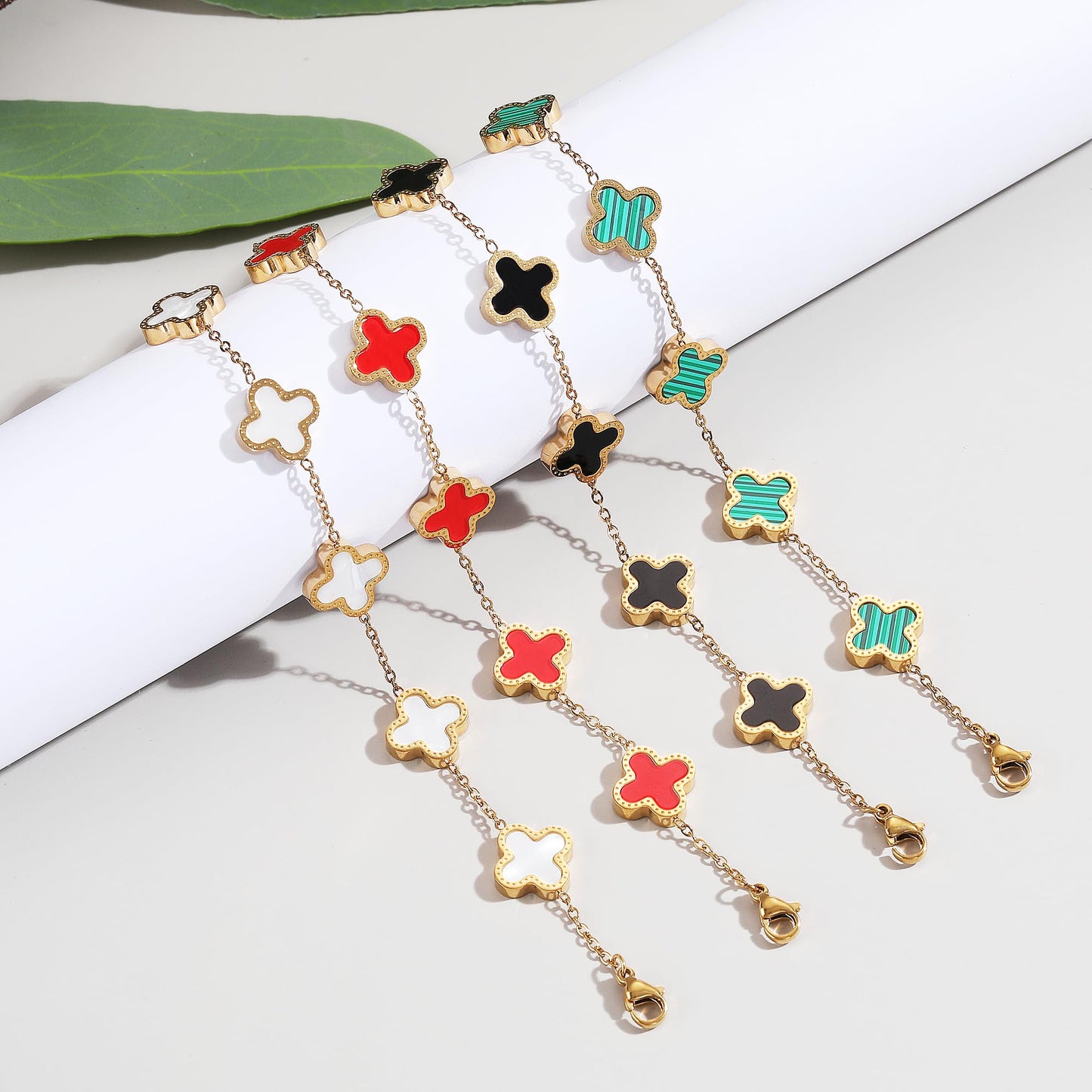 18K Gold Plated Clover Lucky Bracelet for Women White/Black/Red/Green Bracelets Cute Bracelets Jewelry Gifts Trendy for Women